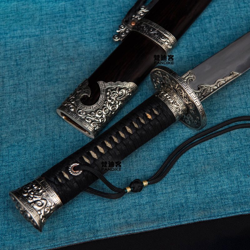 Chinese Longquan sword embroidery spring knife pattern steel hard knife long knife ancient weapon