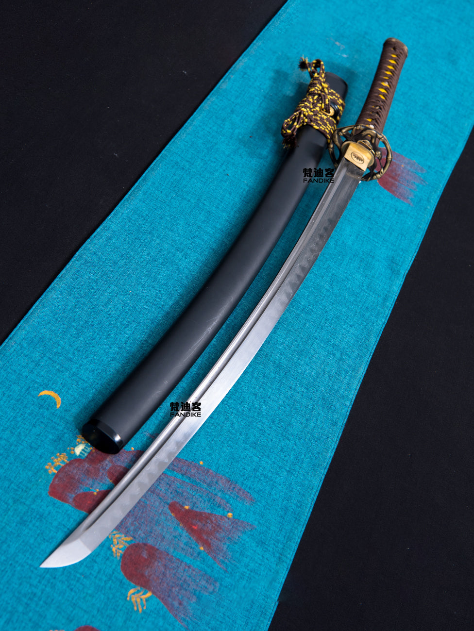 Japanese sword steel katana folded steel Clay Tempered snake Tsuba