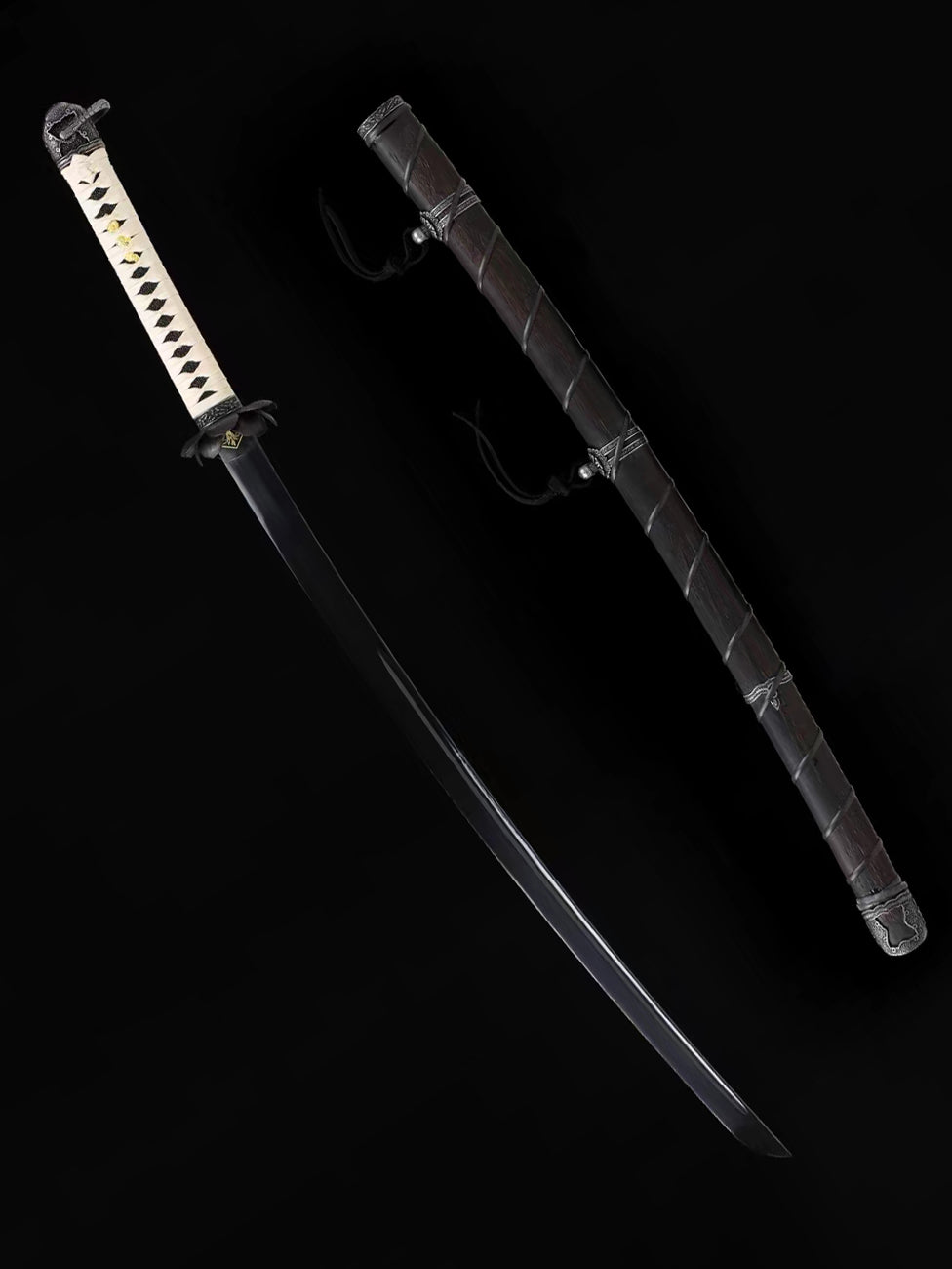 Shadow death in the second degree of weapon katana