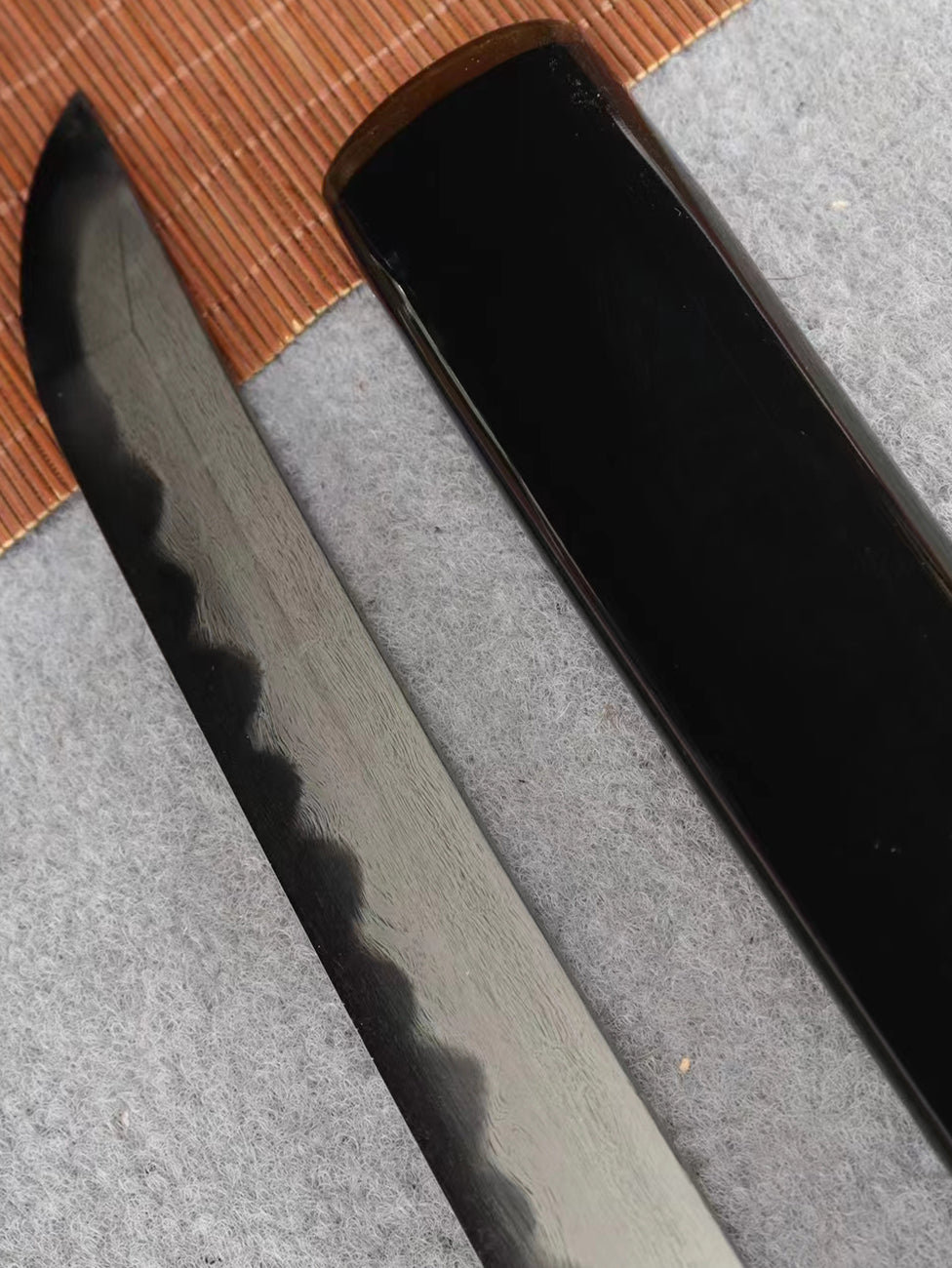 40-Inch Handcrafted Katana: Premium Uz Steel Clay Tempered